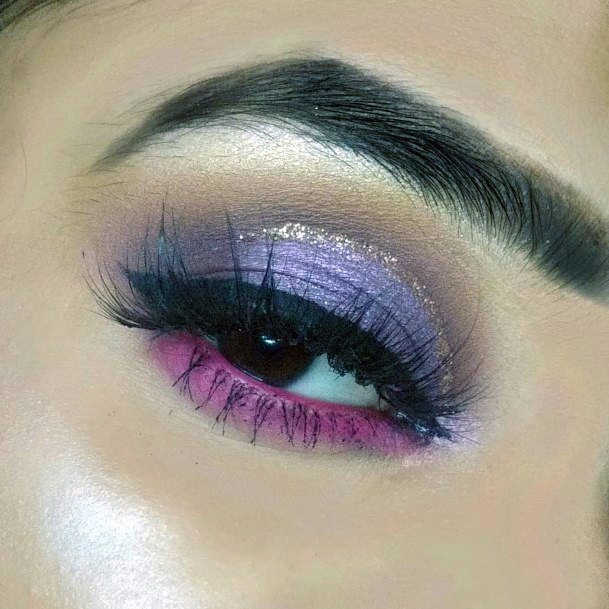 Lower Lid Toned Pink And Purple Eyeshadow Women