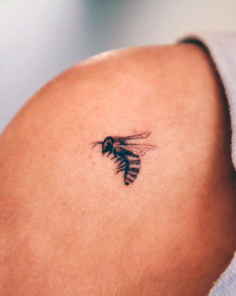 Luscious Designs Womens Bee Tattoo Ideas