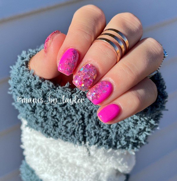 Luscious Designs Womens Bright Pink Nail Ideas