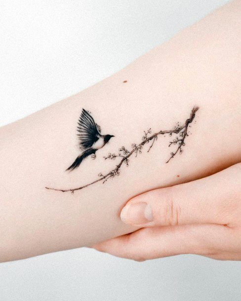 Luscious Designs Womens Coolest Tattoo Ideas