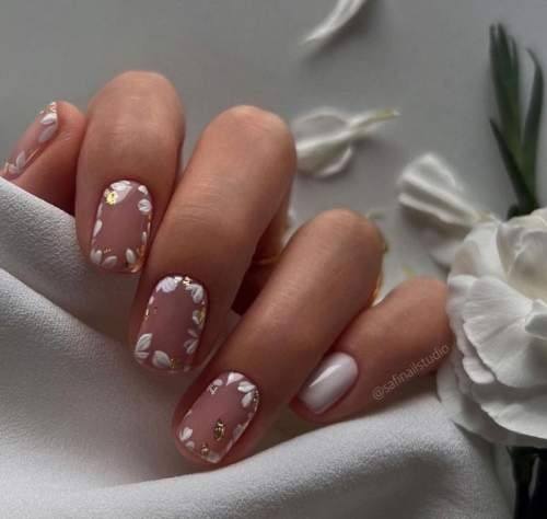 Luscious Designs Womens Graduation Nail Ideas