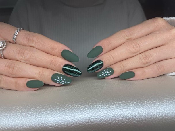 Luscious Designs Womens Matte Green Nail Ideas