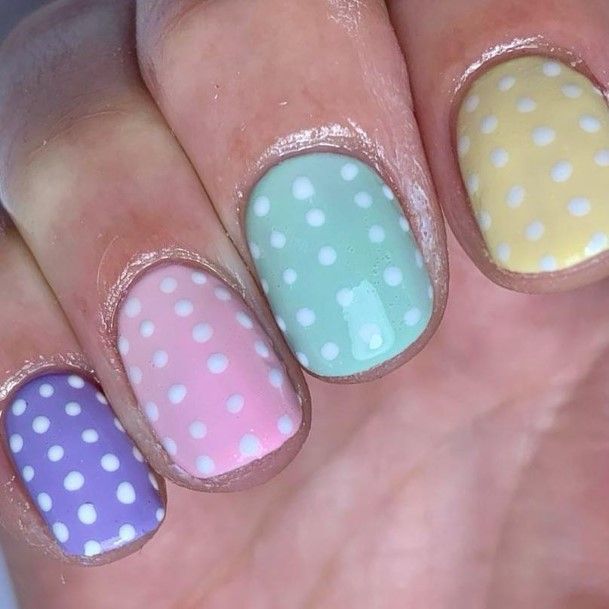 Luscious Designs Womens Polka Dot Nail Ideas