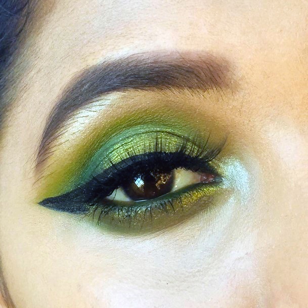 Lush Dark Green Eyeshadow Women