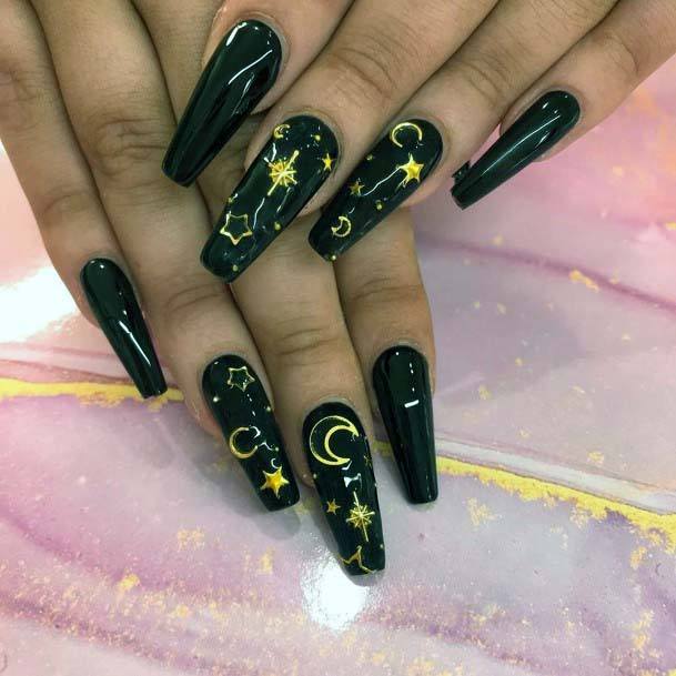 Magical Gold Patterns On Beautiful Black Nails