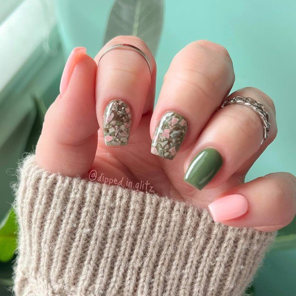 Magnificent Camo Fingernails For Girls