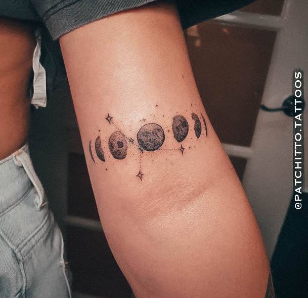 Magnificent Cresent Moon Tattoo For Girls