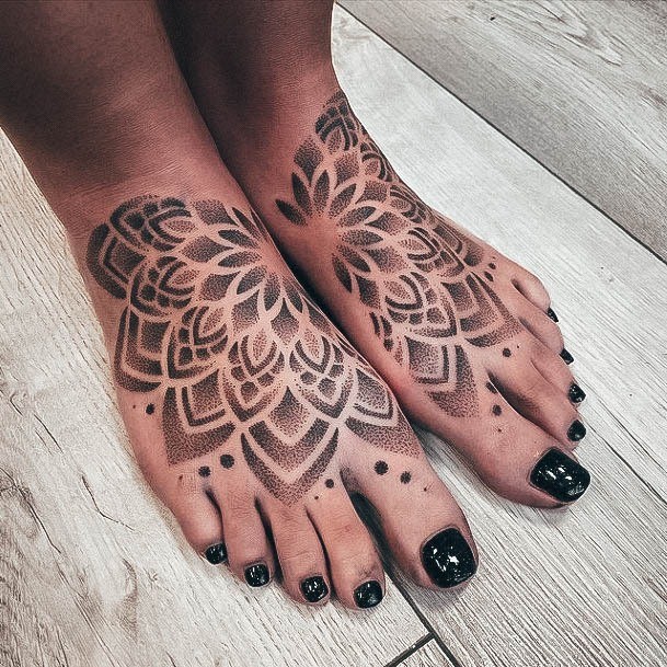 Magnificent Female Tattoo For Girls