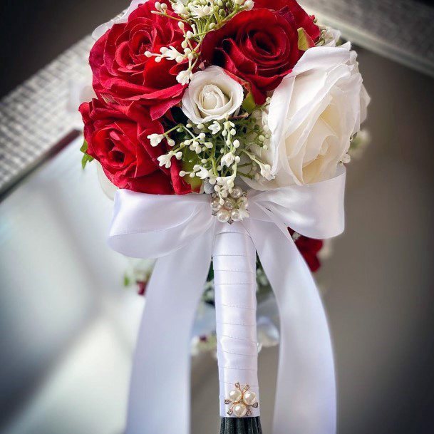 Magnificent Floral Bouquet Red White For Bride Christmas Wedding Inspiration Ideas