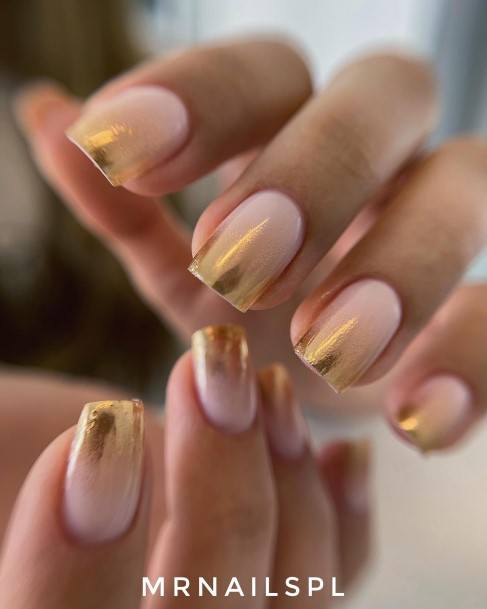 Magnificent Gold Ombre Fingernails For Girls