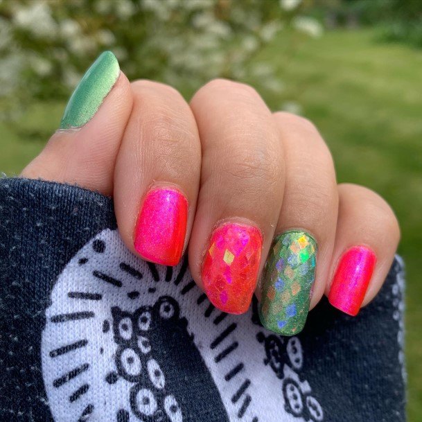 Magnificent Green And Pink Nail For Girls