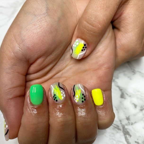 Magnificent Green And Yellow Nail For Girls