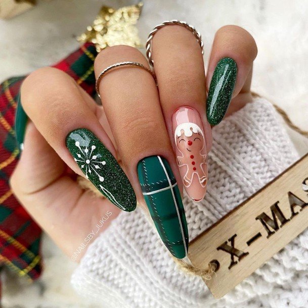 Magnificent Matte Green Nail For Girls