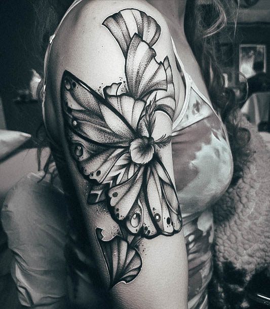 Magnificent Moth Tattoo For Girls