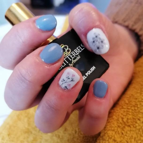 Magnificent Pale Blue Fingernails For Girls