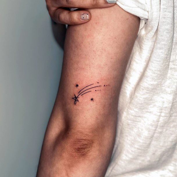 Magnificent Shooting Star Tattoo For Girls