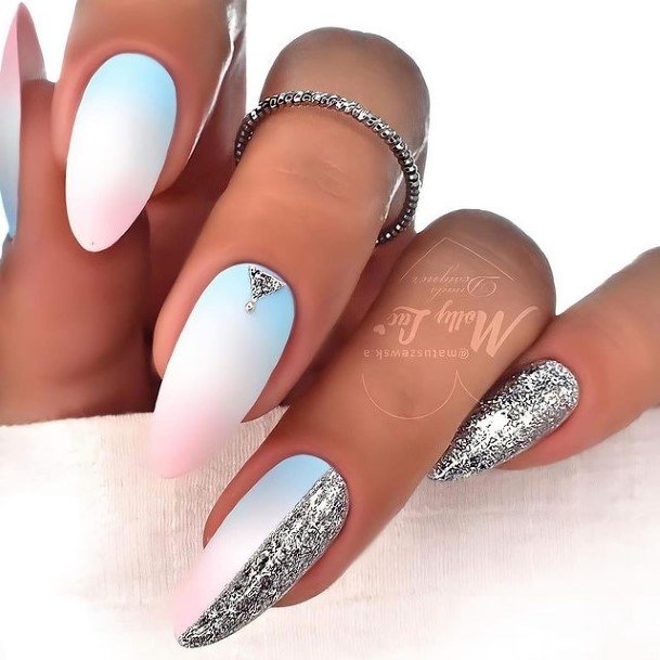 Magnificent Stylish Nail For Girls