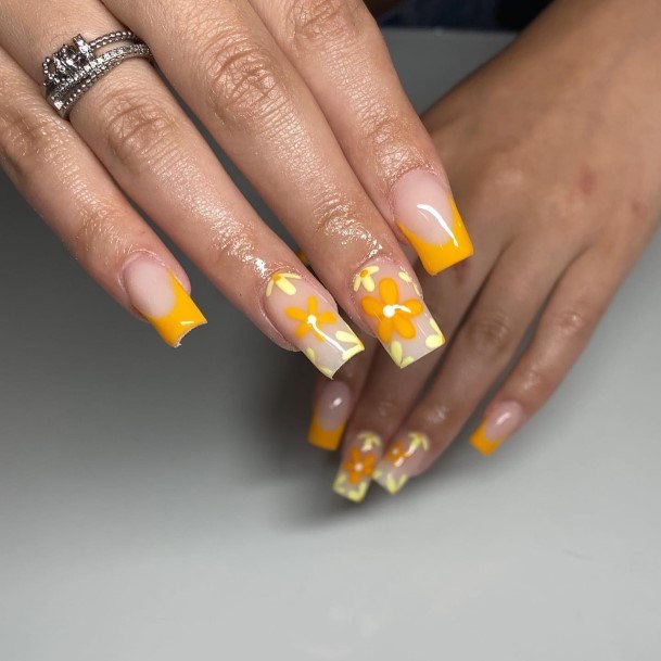 Magnificent Yellow Square Fingernails For Girls