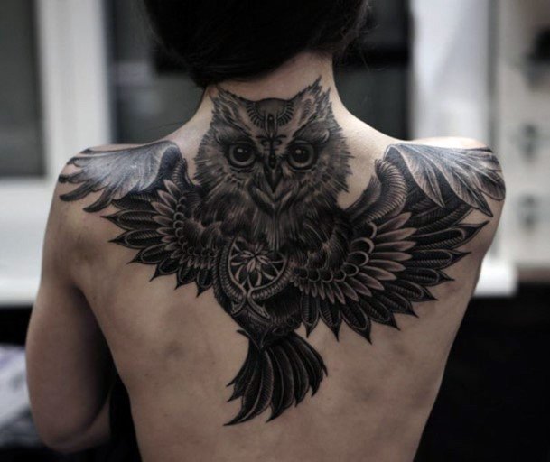 Magnificient Owl Tattoo Womens Back
