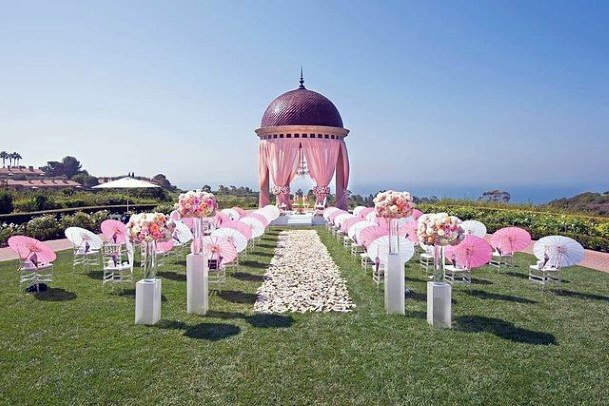 Magnificient Sunny Indian Wedding Pink Flowers Decor Dome