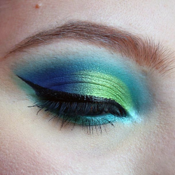 Top 50 Best Blue and Green Eyeshadow Ideas For Women - Makeup Designs