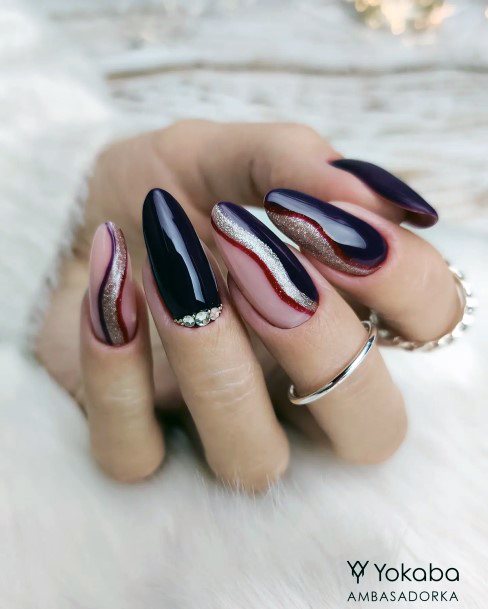 Maroon And Pink Nails Feminine Ideas