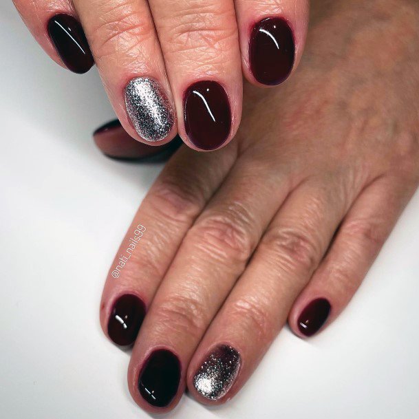 Maroon And Silver Girls Nail Ideas