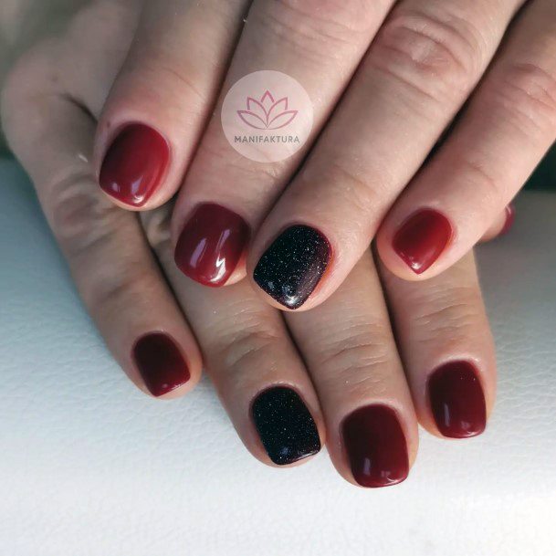 Maroon Glitter Female Nail Designs