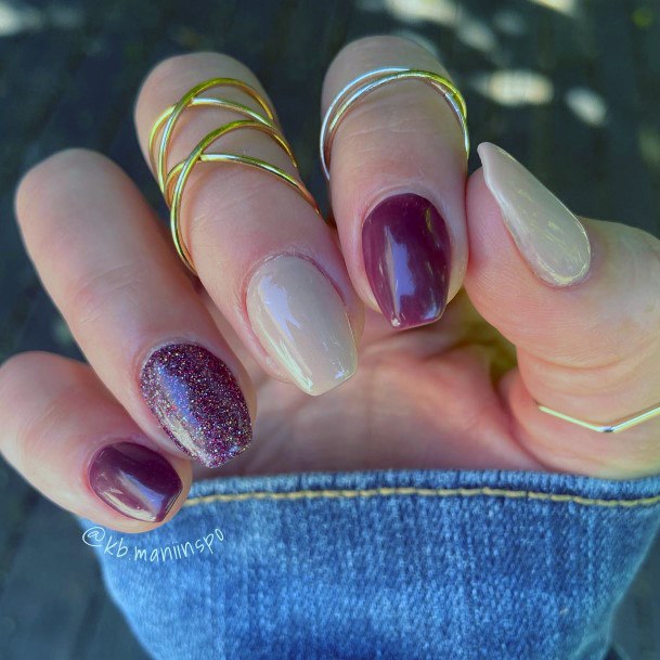 Maroon Glitter Nail Feminine Designs