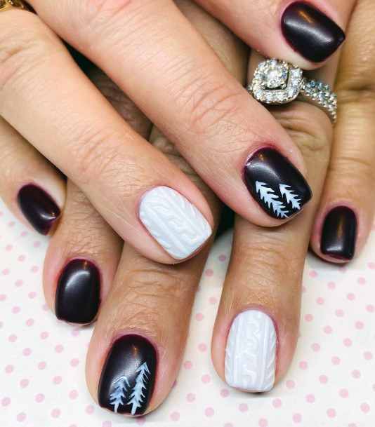 Maroon White Nail Feminine Designs