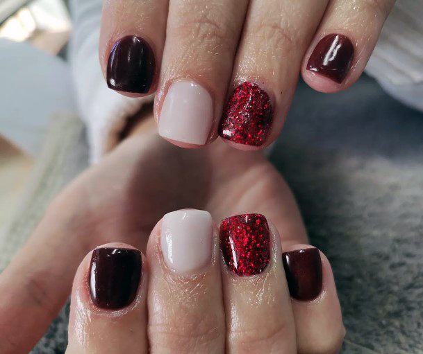 Maroon White Womens Nails