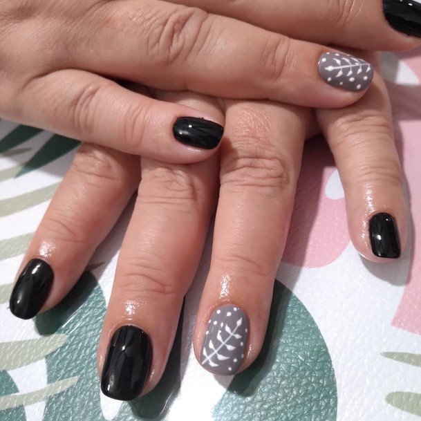 Marvelous Womens Nails Black And Grey