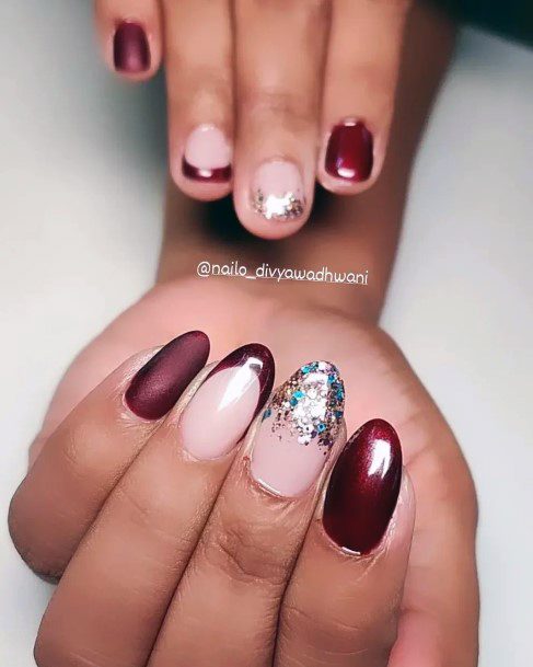 Marvelous Womens Nails Maroon Glitter