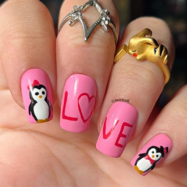 Marvelous Womens Nails Penguin