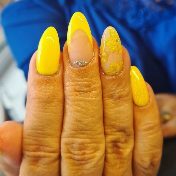 Marvelous Womens Nails Yellow With Diamonds