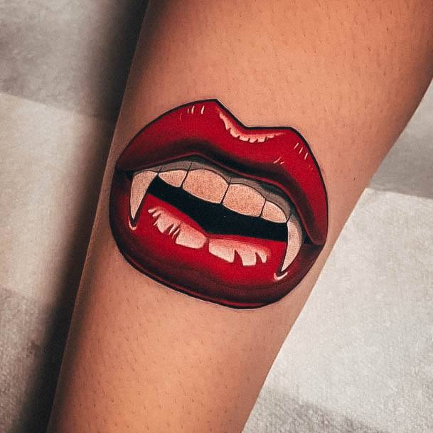 Marvelous Womens Tattoos Fangs