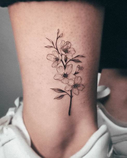 Marvelous Womens Tattoos Simple Flower