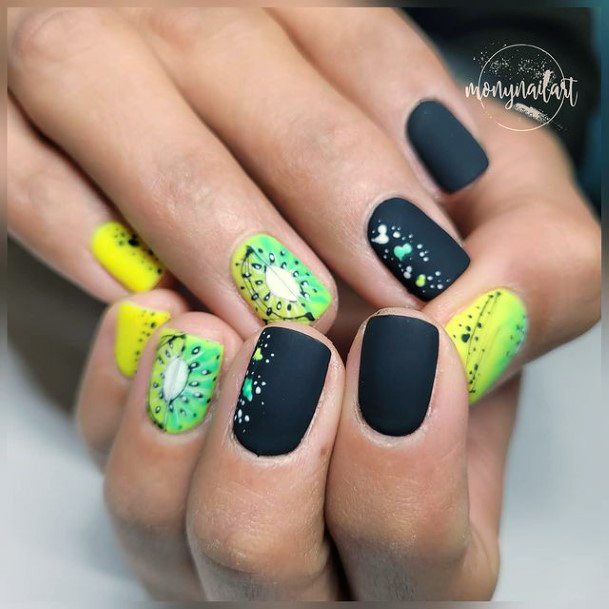 Matte Black Nails Kiwi Women