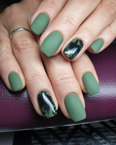 Matte Green Girls Nail Ideas