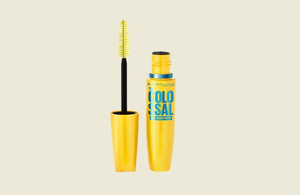 Maybelline New York Volum Express The Colossal Waterproof Mascara For Women