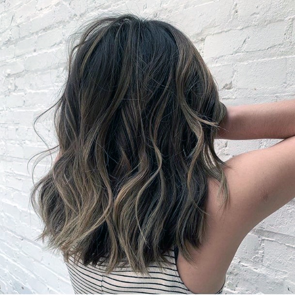 Medium Length Amazing Balayage Hairstyle