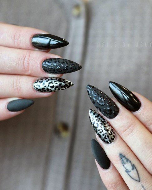 Metallic Black And Gold Leopard Nails