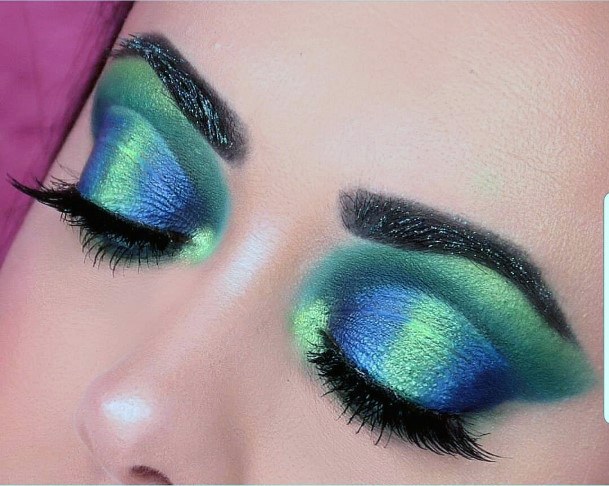 Metallic Blue And Green Eyeshadow Women