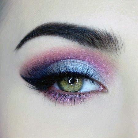 Metallic Blue Cute Eyeshadow Women