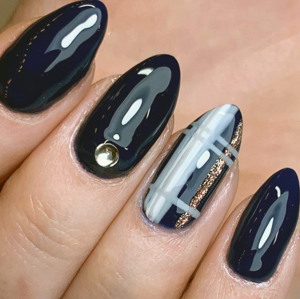 Metallic Sporty Black And Silver Almond Nails