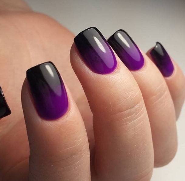 Minimal Black Ombre Nail For Women