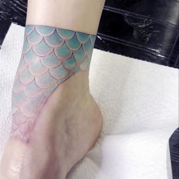 Minimal Fish Scales Tattoo For Women