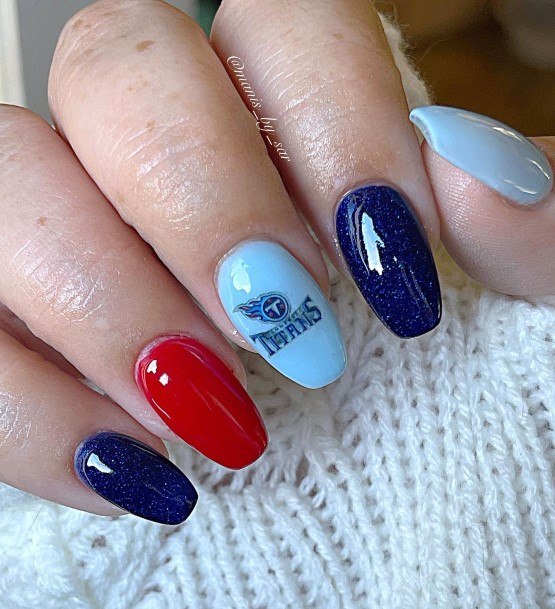 Minimal Football Nail For Women