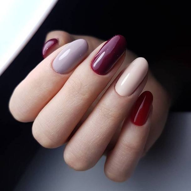 Minimal Gel Nail For Women