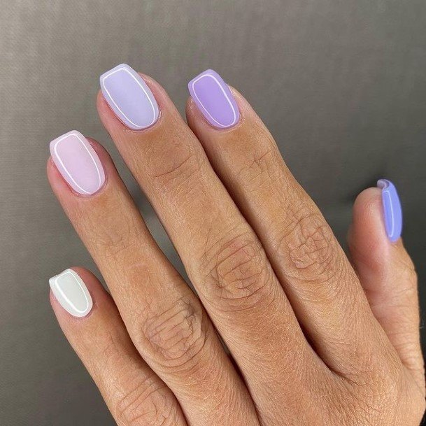 Minimal Graceful Nail For Women